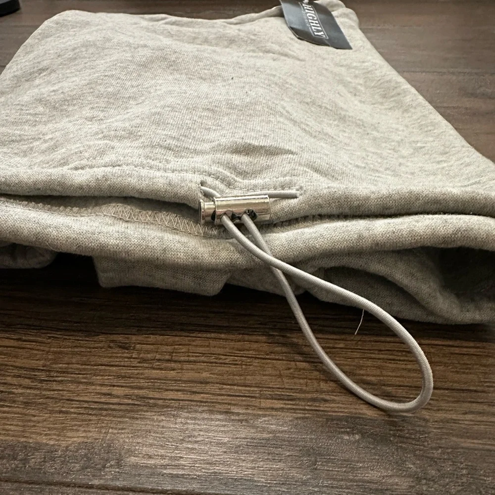 Gray Sweater - Picture 2 of 4